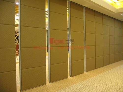 Últimas soluções da empresa sobre A sua parede pode dividir uma sala.