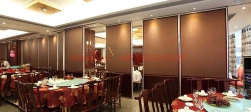 Últimas soluções da empresa sobre Escolhendo a Parede Móvel Certa para o Seu Espaço