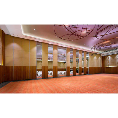 comprar Sala de exposições / Sala de banquetes Parede divisória dobrável para isolamento acústico online manufacture