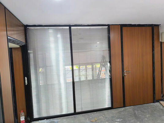 Bom preço. Customized Acoustic Glass Partition Wall with Stainless Steel 304# Accessories and EPDM Sealant Rubber for Laboratory Settings on-line