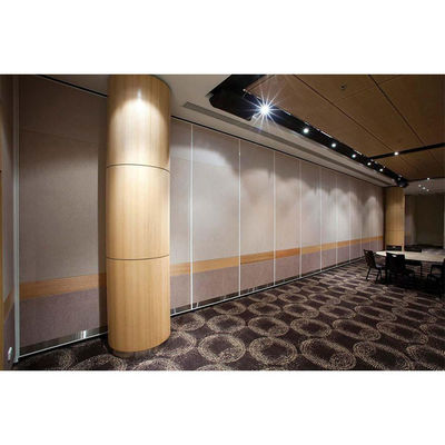 Sala de exposições Parede divisória acústica Parede divisória dobrável operacional
