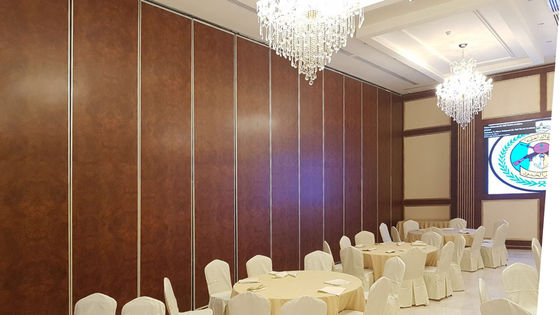 Bom preço. Paredes divisórias acústicas flexíveis ignífugas para sala de banquetes / sala de exposições on-line