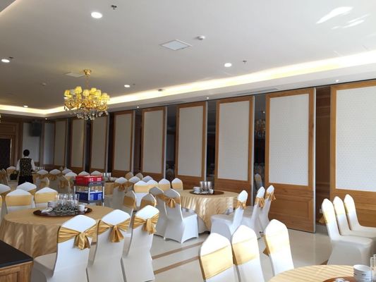 Isolamento acústico Parede divisória móvel Parede dobrável Paredes divisórias operáveis para sala de banquetes