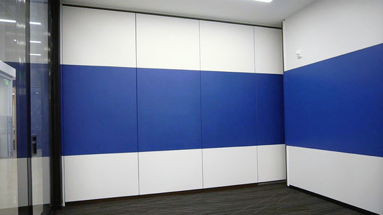 Bom preço. Paredes divisórias acústicas dobráveis - Isolamento sonoro de 56 dB, tamanhos personalizados on-line