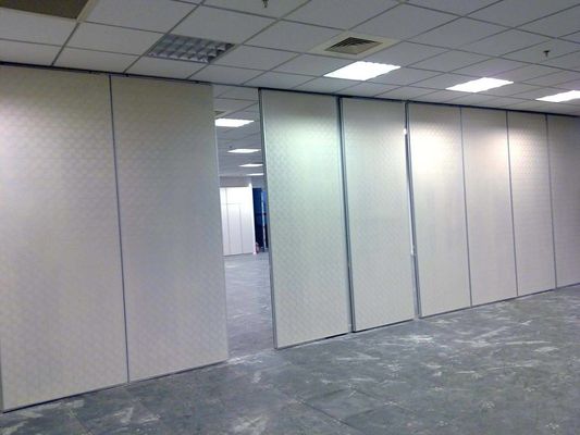 AE Em venda Residencial Deslizante Escritório Posicionamento Sala de conferências Painéis de parede móveis Divisões Sistema de rastreamento de tela com rolo